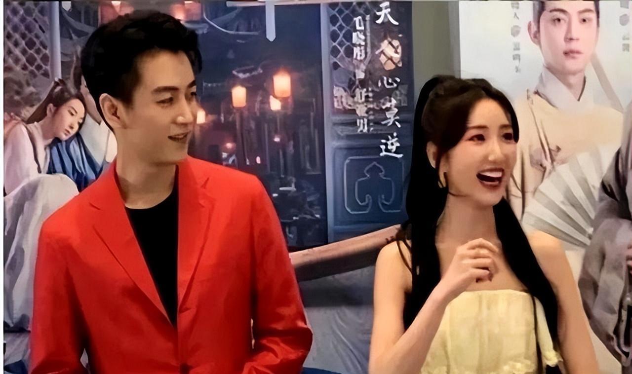 陈晓也没想到，和陈妍希分手6个月后，仅剩的体面也被毛晓彤撕下陈晓和陈妍希的婚姻