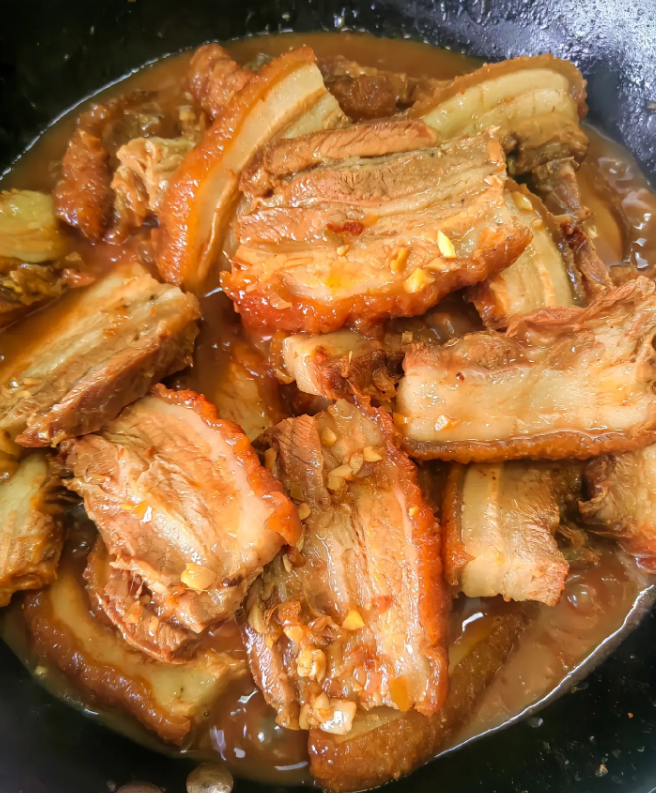 广西扣肉我可以吃四块，这味道太下饭了，太好吃了！