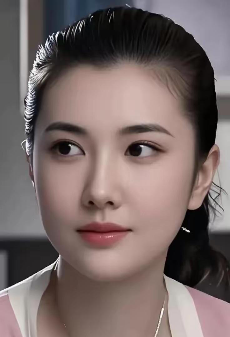 这美女比高圆圆还，你知道女神是谁吗？