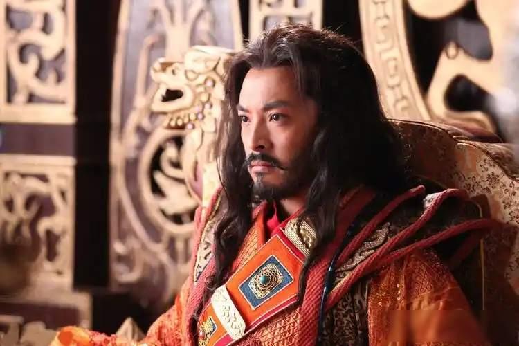 一个校尉睡了太守的女人，把整个山西给整没了。617年，杨广把隋朝折腾得七零八