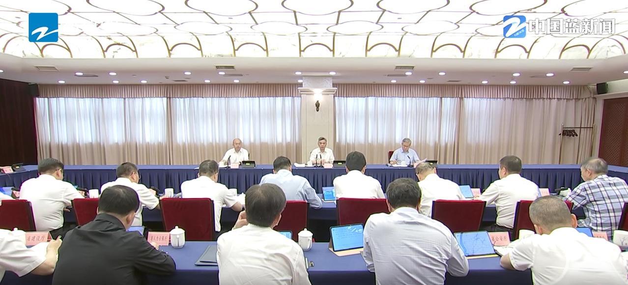 6月19日，浙江省数字政府2.0建设第二次工作例会在杭州召开。浙江省领导出席会议