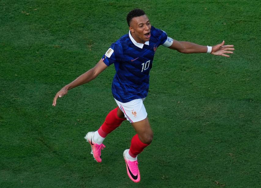 3-0！法国杀疯了：世界杯16强诞生6席，死亡之组3队全军覆没。谁能想到，曾