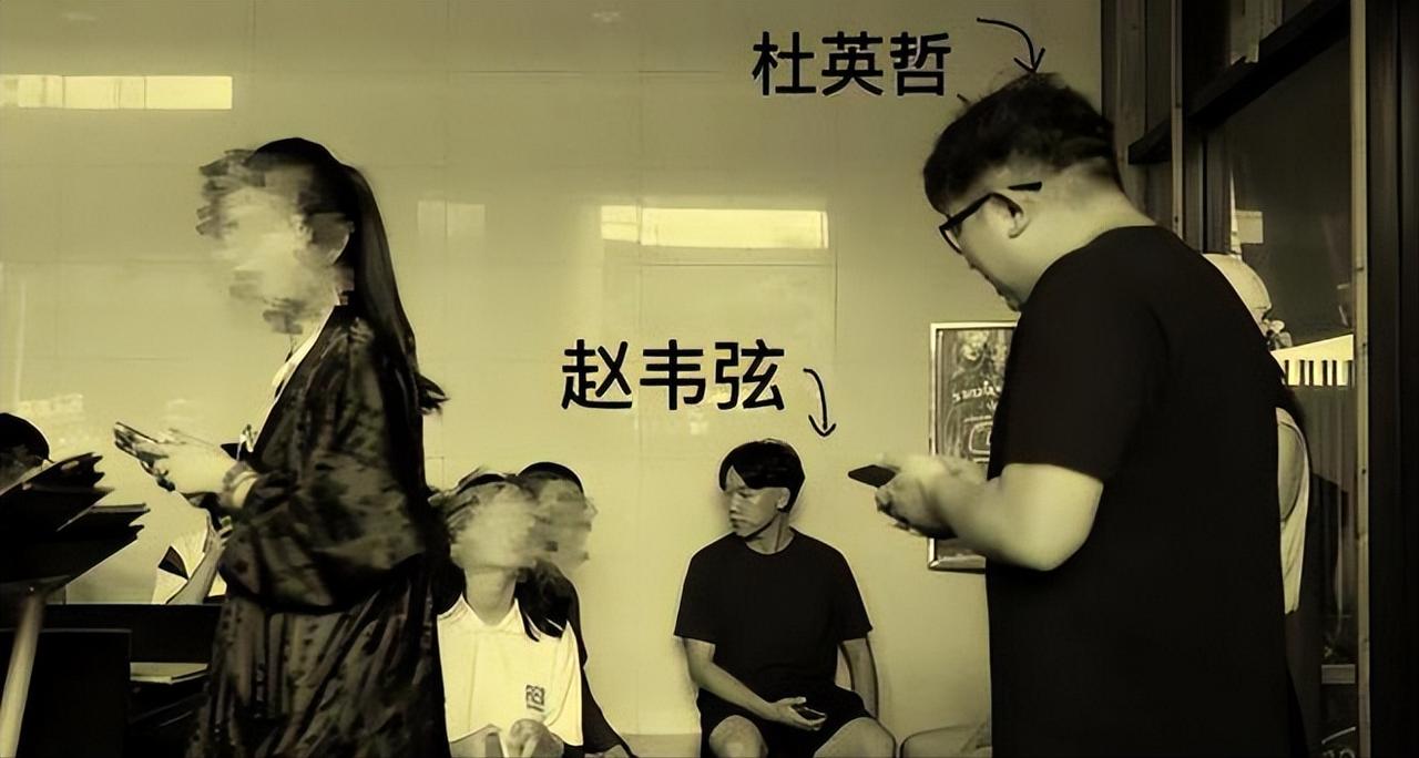 “我睡过100多个女学生。”2022年，知名艺考培训机构影路站台的校长杜英哲，曾