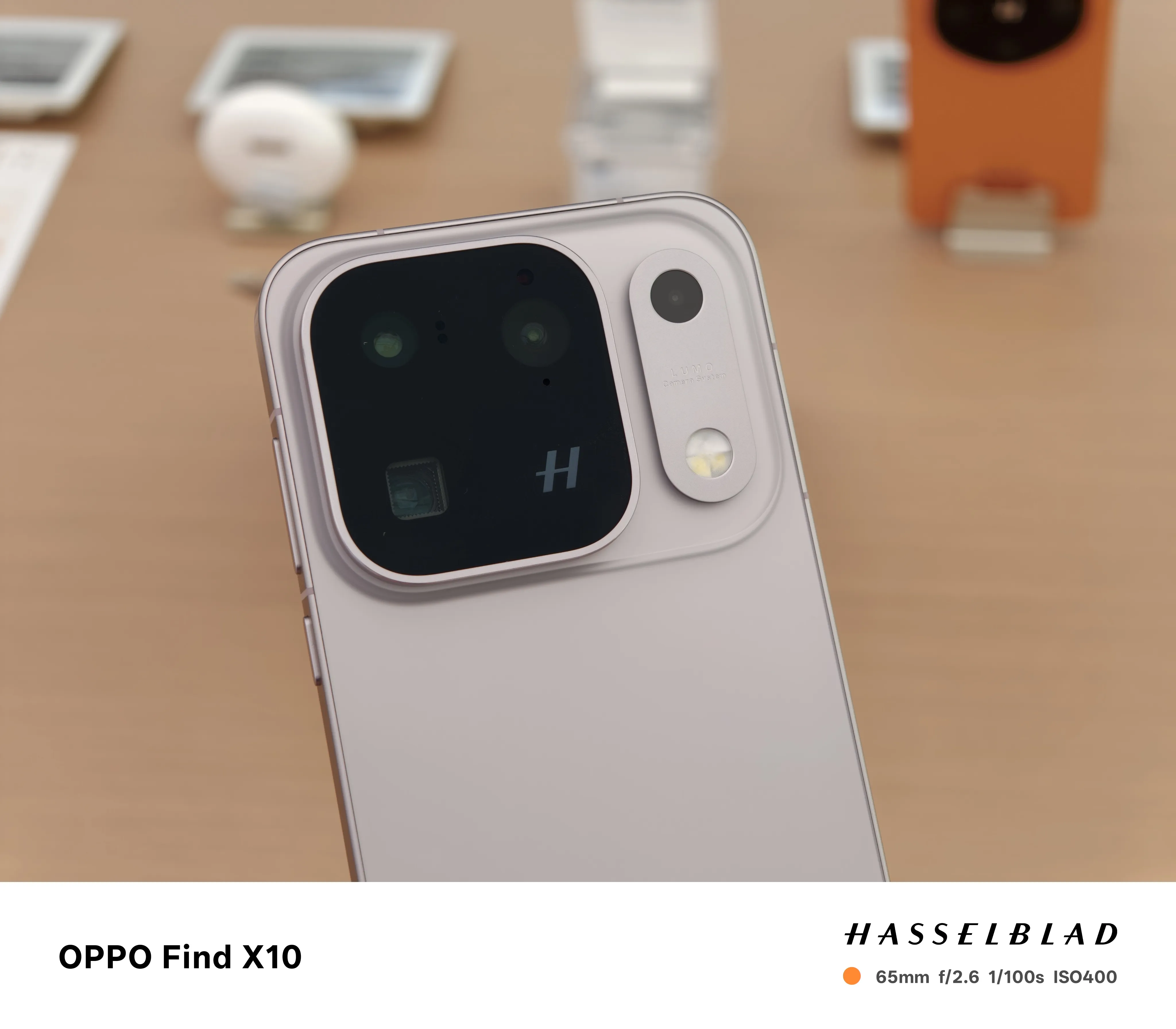 路过OPPO门店，用FindX10随手拍即将发布的OPPOFindX10系列，这代机器的直出效果有调