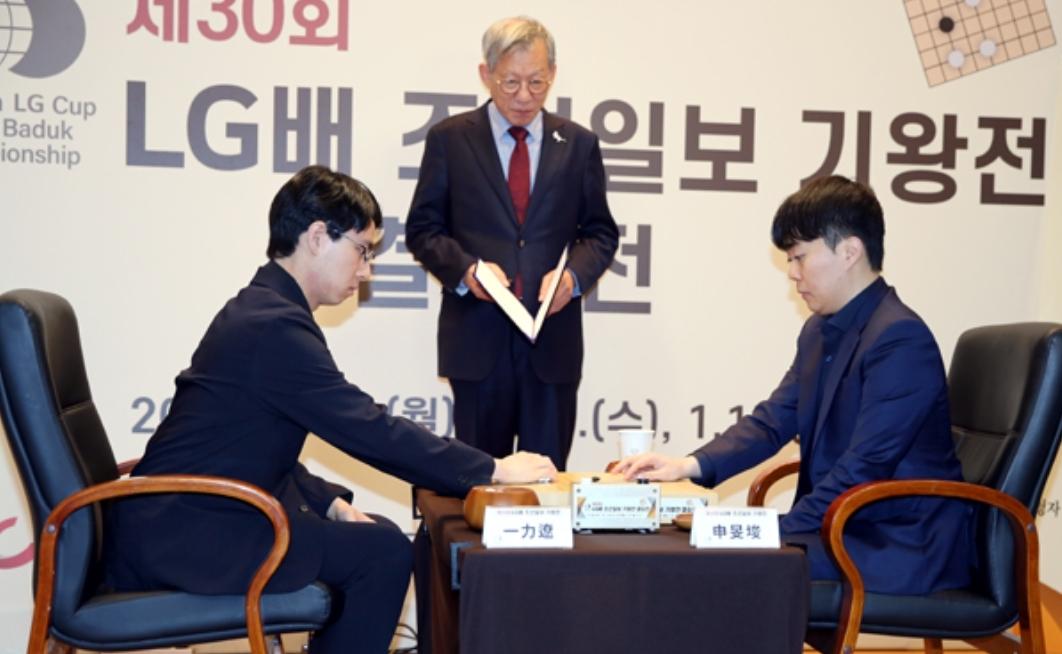 奔着奖金~一力辽先拔头筹奉送大礼~申旻埈断送胜局元月12日，第30届LG