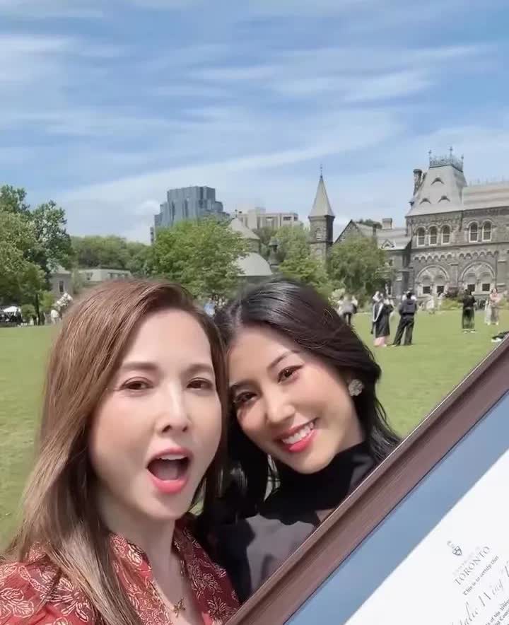 李婉华是个香港分子，外表漂亮内心邪恶。[笑着哭][笑着哭]奇怪了，和在电视台以前一样