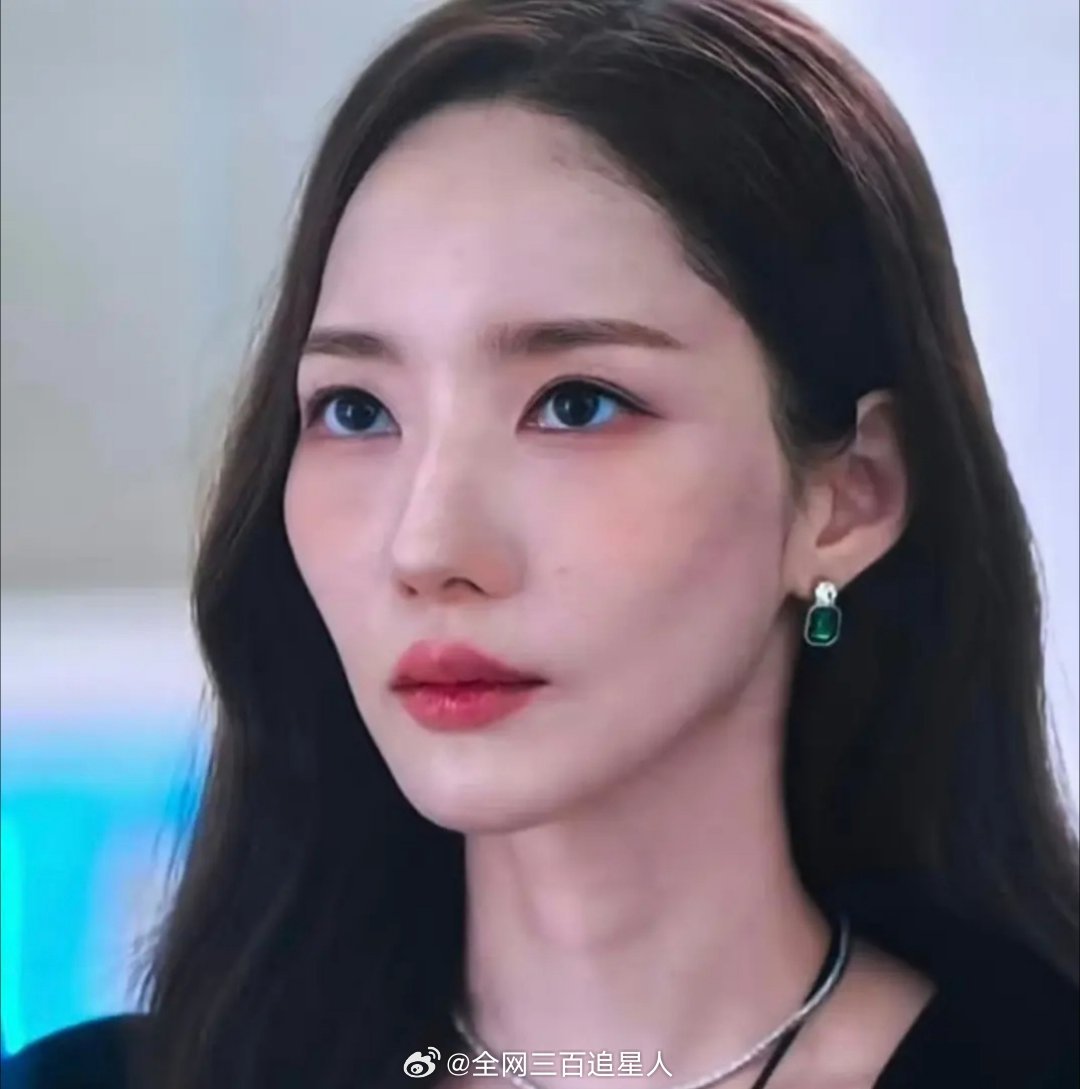 我现在才看到朴敏英怎么成这样了啊？！