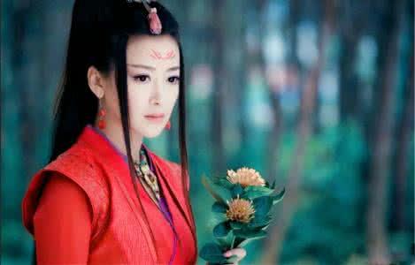 陈紫函特别出演《古剑奇谭》并在湖南卫视播出,在剧中饰演了剑灵红玉