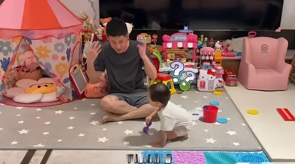 任重和孙骁骁这日子过得，真是把不少明星那种“高高在上”的滤镜给砸了个稀碎。看了他们家曝光的内景，很多