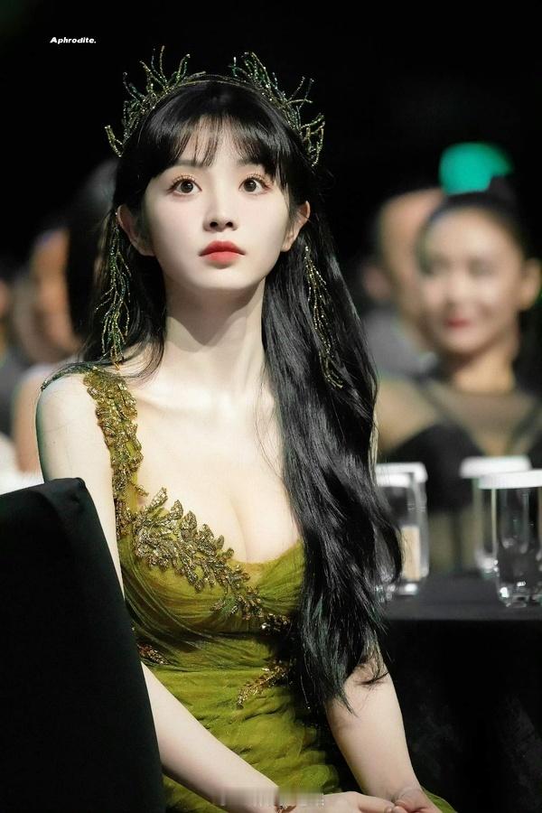 田曦薇的四次绿裙子哪次最美？​​​