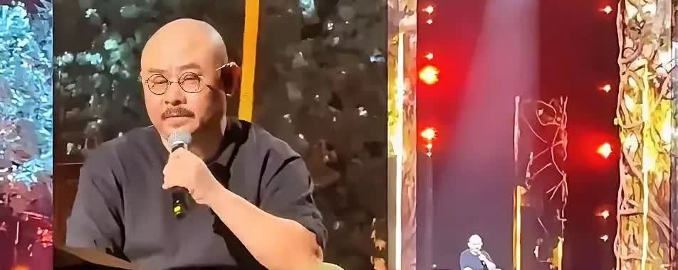 刀郎的两个徒弟云朵和王瀚仪混到现在如此悲惨境地，但刀郎就是不理不睬，熟视无睹，真