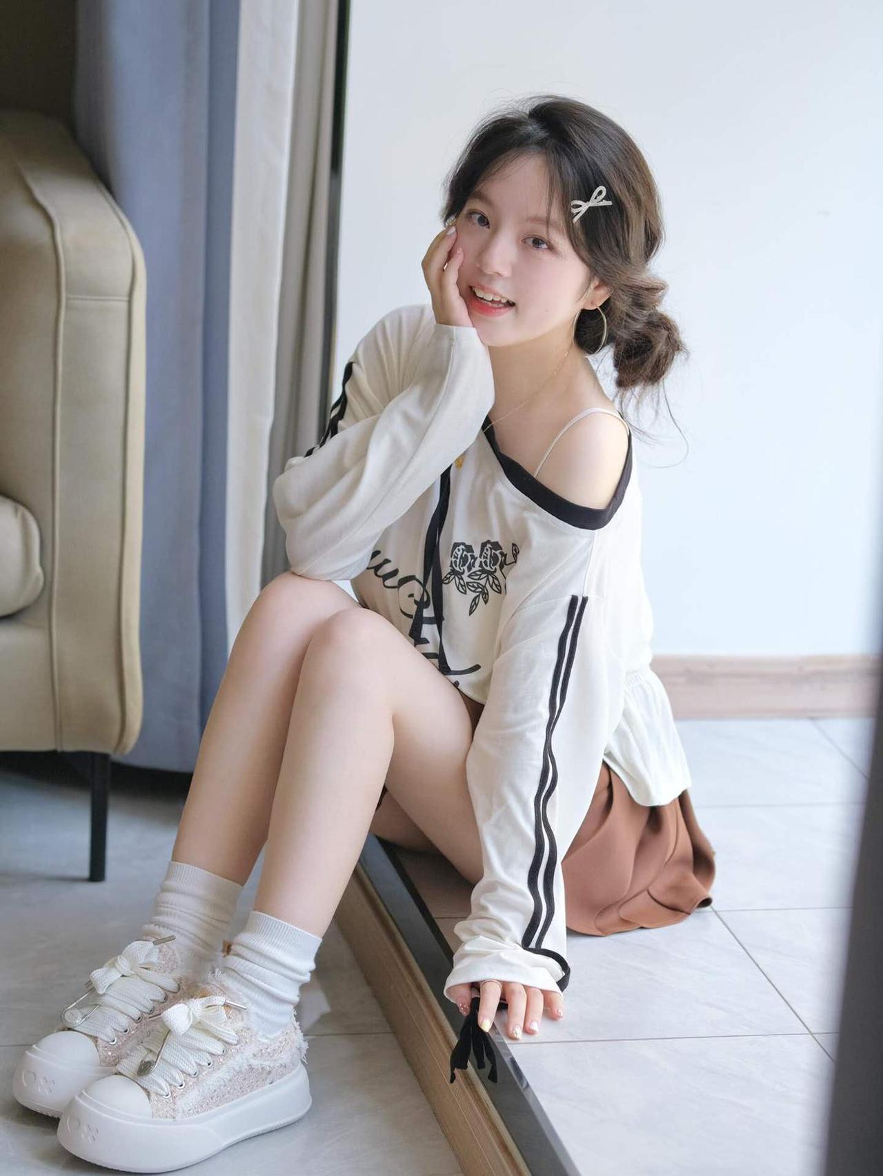 少女摄影|NO.0354期可爱少女私房随拍