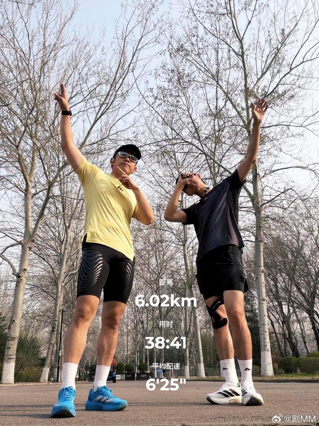 李现花粉过敏李现就不给看全脸系列李现就不给看全脸系列，帅哥还花粉过敏，还担心后续