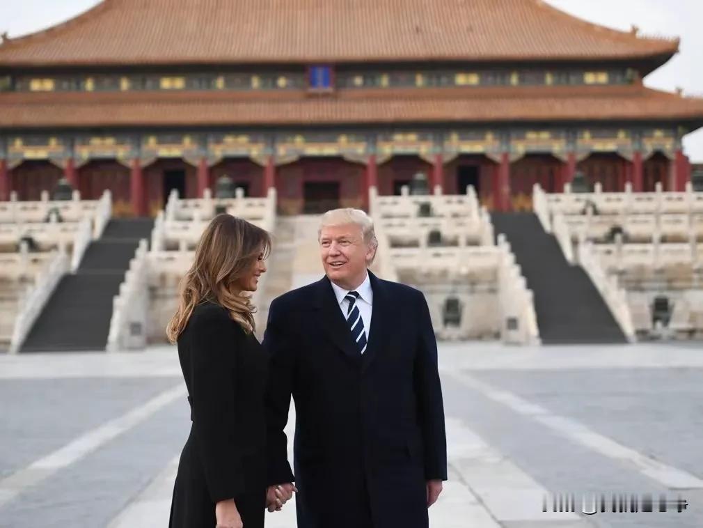 特朗普真的是不想来中国吗？当然不是了，他做梦都想！但是现在局势非常严峻，逼的的
