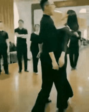哪个国家传进来的这种舞蹈？