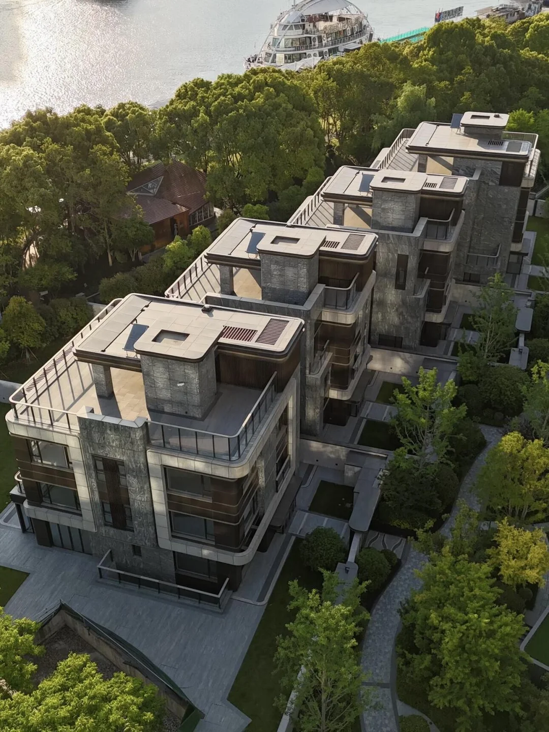 滨江凯旋门别墅丨520-750平一手新房直接定