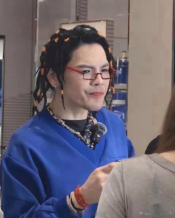 郭碧婷的世界终于塌了！但凡她有点地位，就会管住向佐，拉他一把，而不是像现在这样，