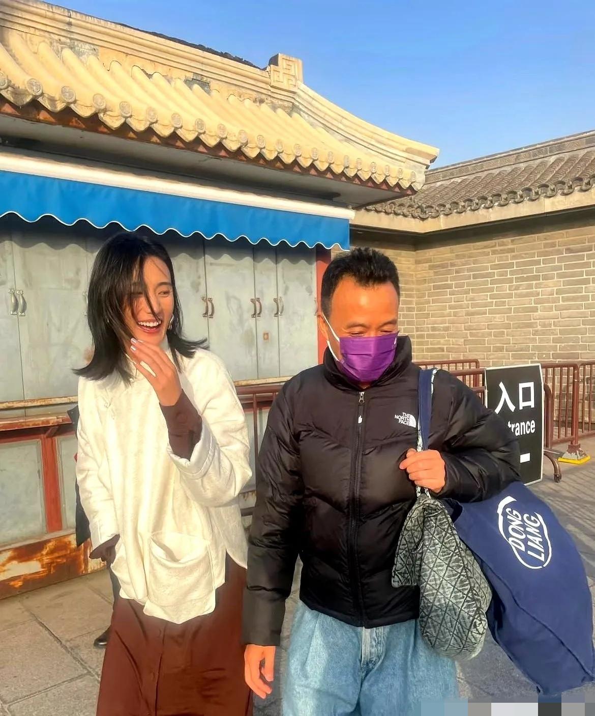 李亚鹏海哈金喜的离婚，现在最难受的人，应该是海哈金喜的父亲吧，他父亲曾经说过