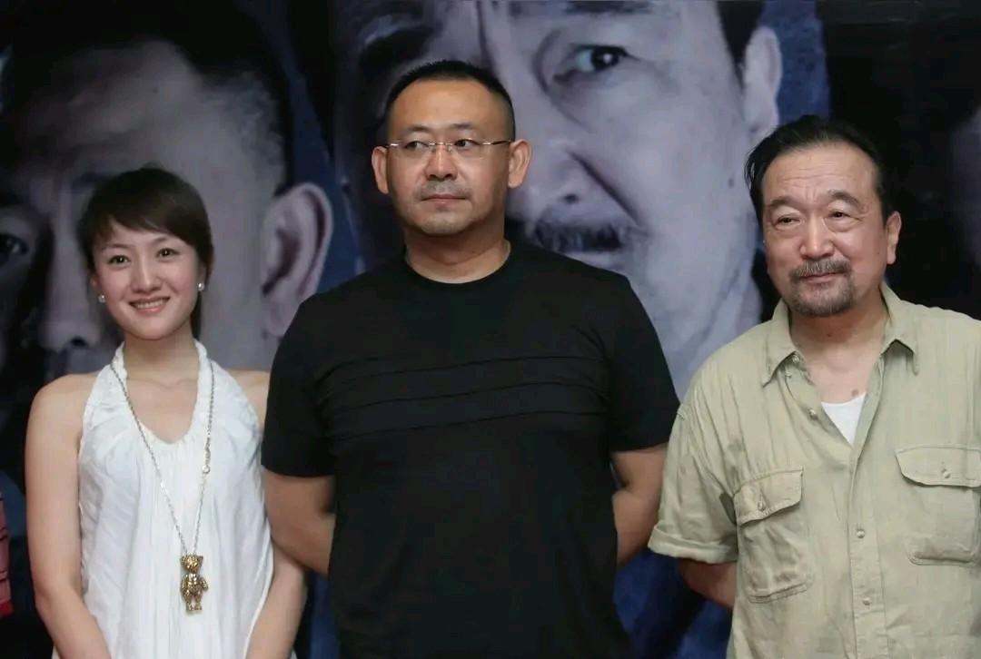 李宝田，姜武，左边这位美女是谁？没认出来。