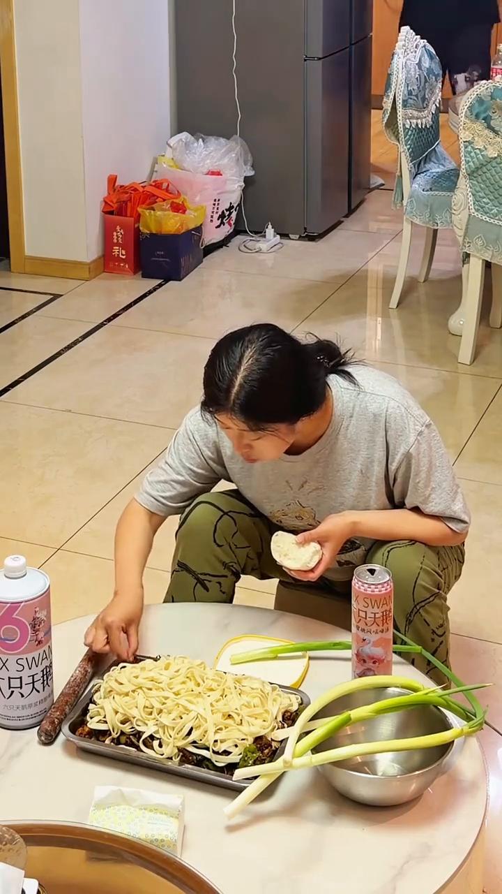 冷战第三天，结局尴尬了。香不？