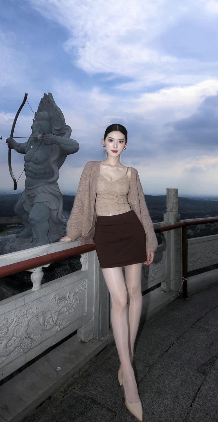 喜欢这位美女吗，觉得娶这位美女需要多少彩礼，请说出你心中的想法。