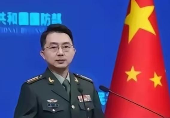 这才是真正的降维打击！荷兰军舰南海挑衅，被中国电磁武器"秒杀"。荷兰海军做