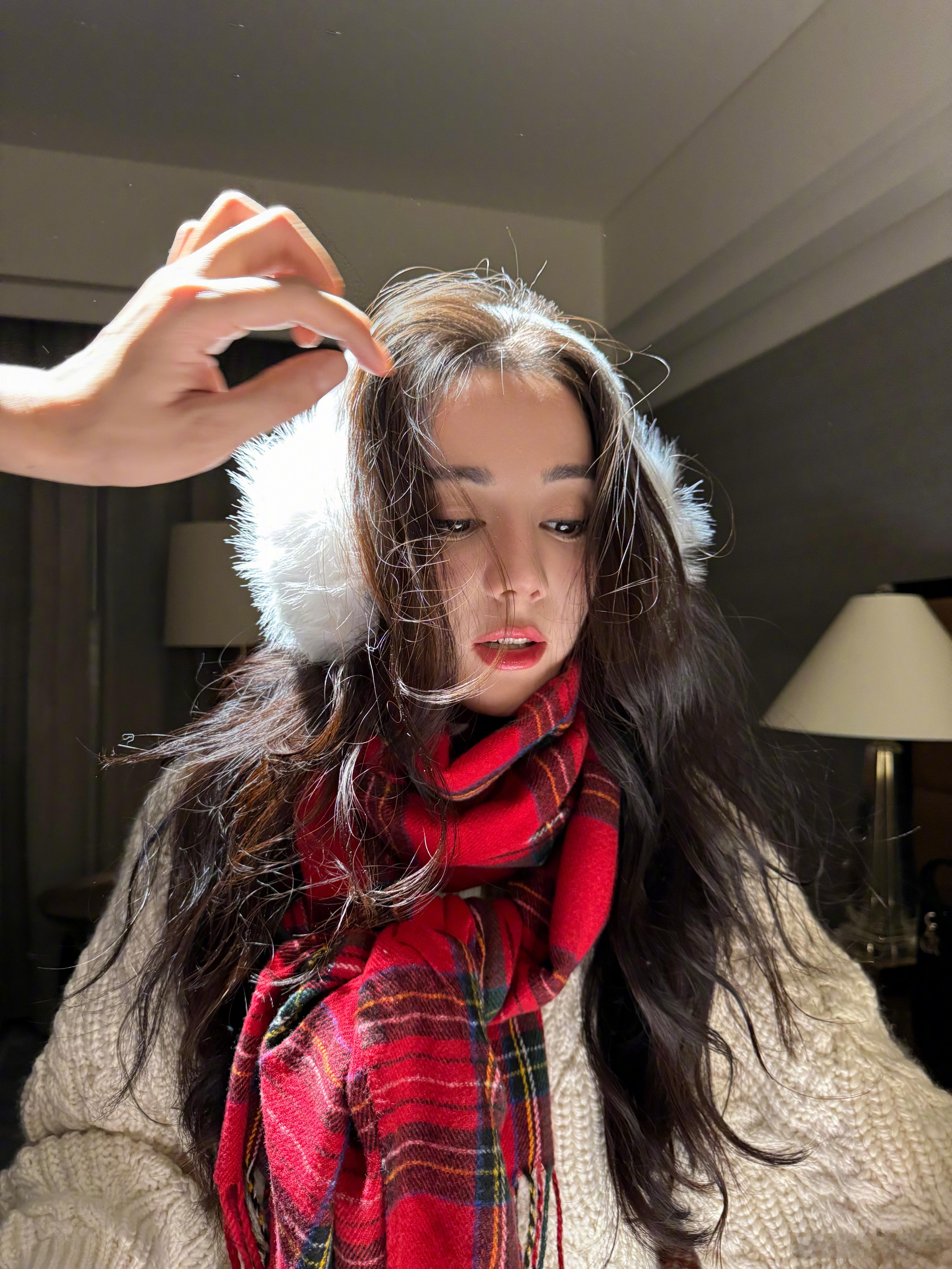 、、、、、、、、、、Jennie、朴秀荣……，谁的耳罩造型你最想get同款？🧸