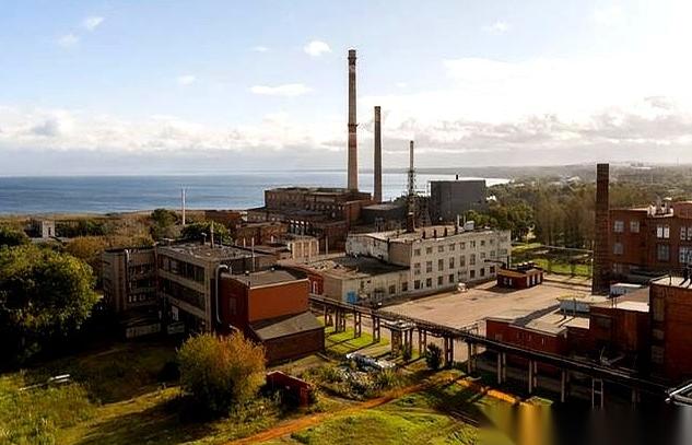 一旦欧盟把技术搞到手，中国企业再把工厂建起来，马上就会像非洲的尼日尔那样，驱逐中