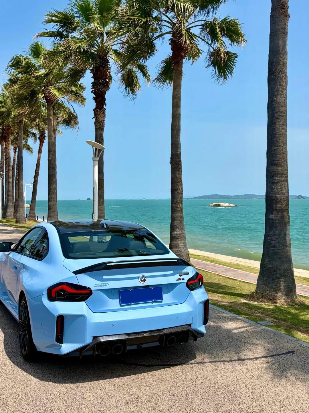 早上好，最适合度假的颜色，周末快乐~车的新衣