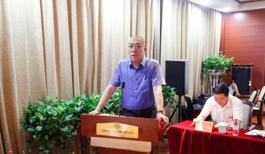 全网最大方的老板崔培军端午节又发出去500多万。这笔钱是专门发给家里有田地的农民
