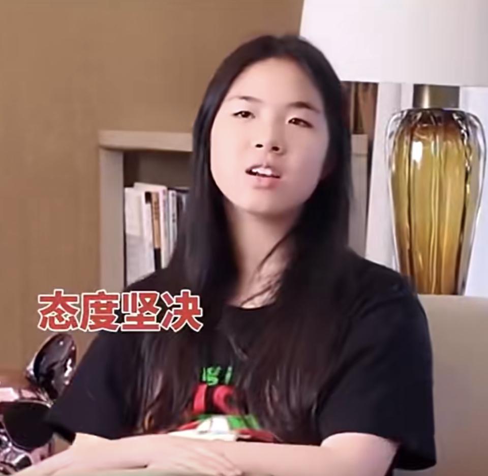 现在最无奈的人应该就是黄奕了，她可能都没预料到，小沈阳女儿韩国出道，却给了自