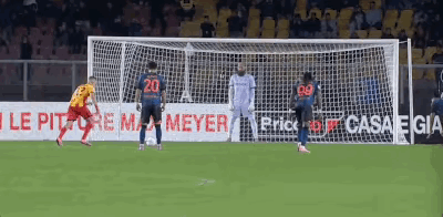 卡马尔达射失点球直接带来一系列连锁反应，莱切痛失米兰给予的10万欧的进球奖金，卡