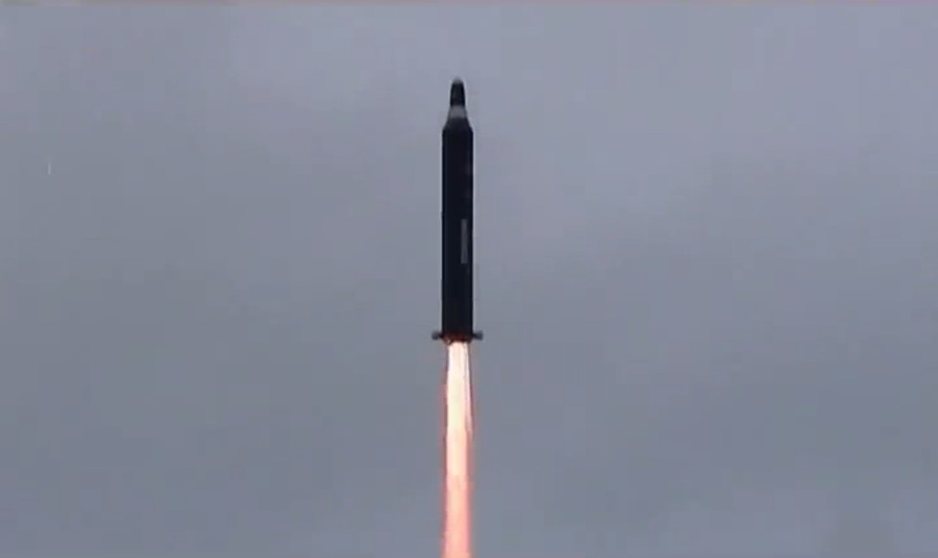 关于地里冒东西的问题，中伊铁路是要过哈萨克斯坦和土库曼斯坦的，这俩国家还是比较怕