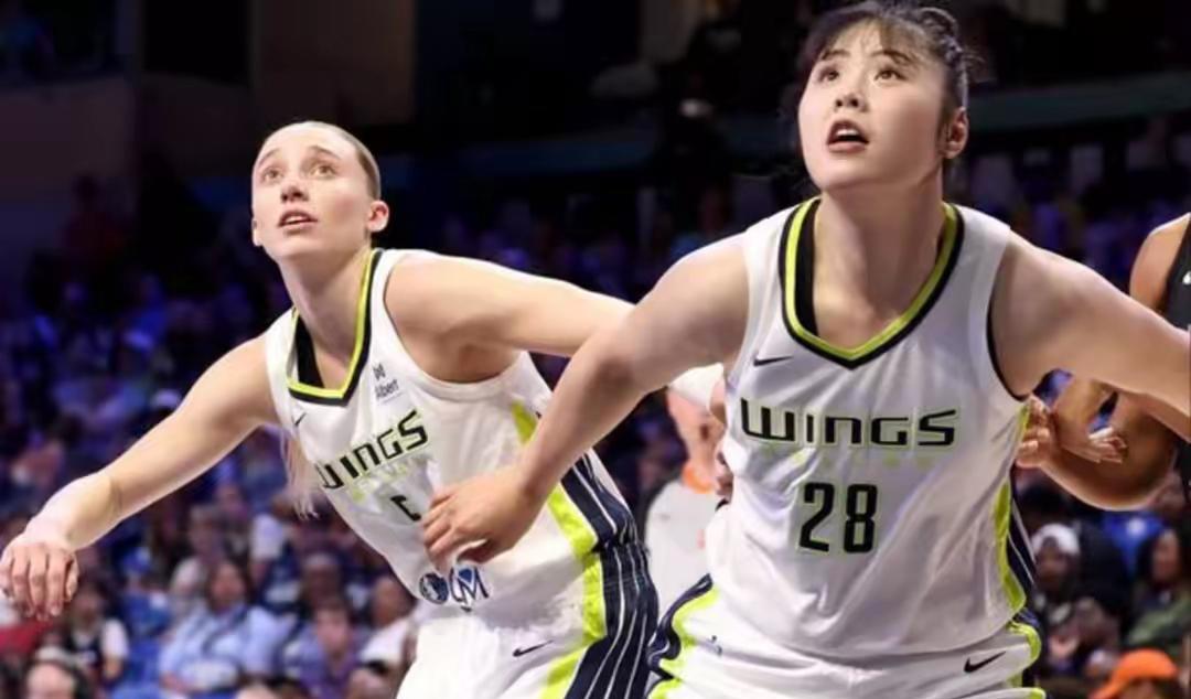 李月汝的WNBA生涯：2019年WNBA选秀中李月汝在第三轮第11顺位被亚特兰