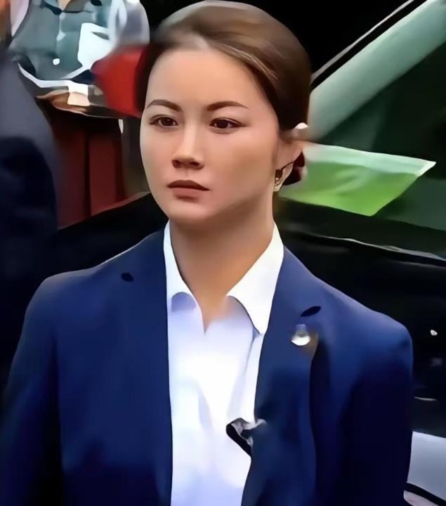 郑丽文在大陆，悄悄问身边安保一个问题，对方的回应，让她半天说不出话。 郑丽文