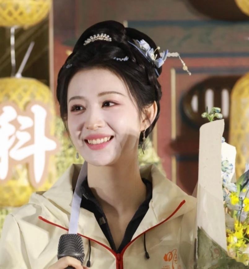 王楚然《明月录》路透，造型和柳州记有点像啊​​​