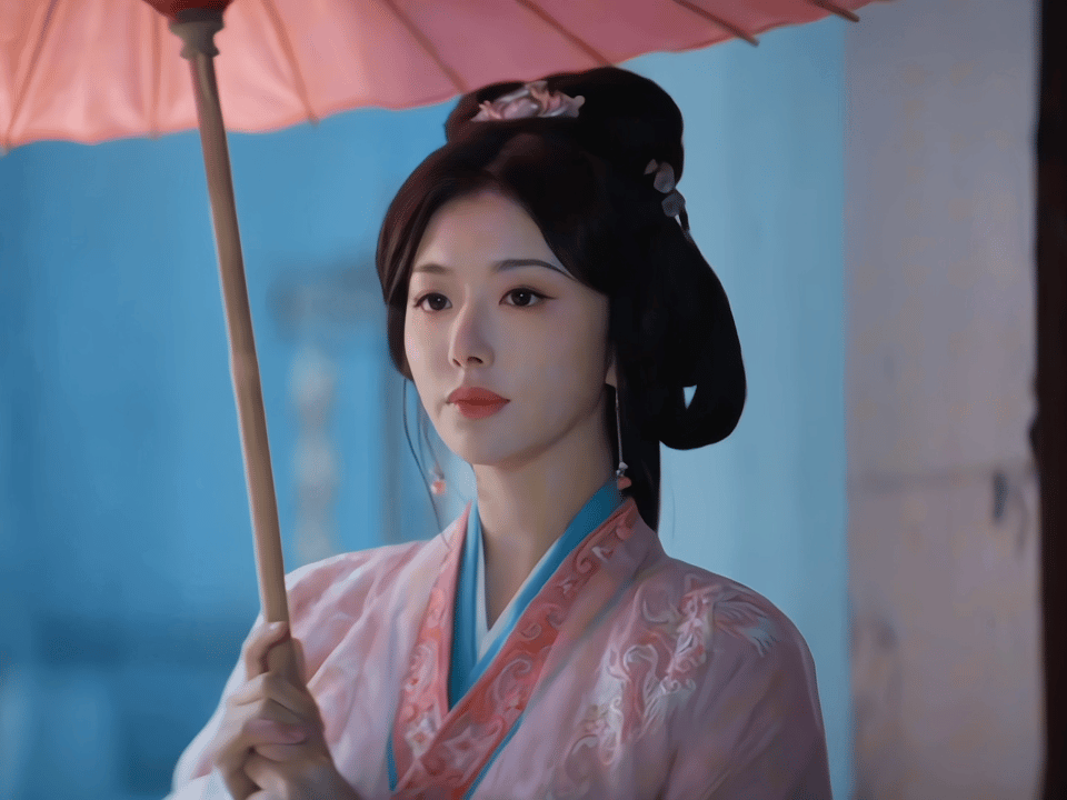 这个倒确实是导演拍出她古装剧里二十多岁最美的样子hhh孔雪儿《折腰》郑楚玉