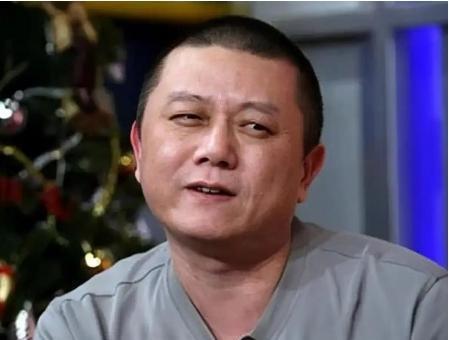 突然发现解放台湾省的建议，王朔的思路太妙了，他曾说收复台湾不需要打仗，先宣布台湾