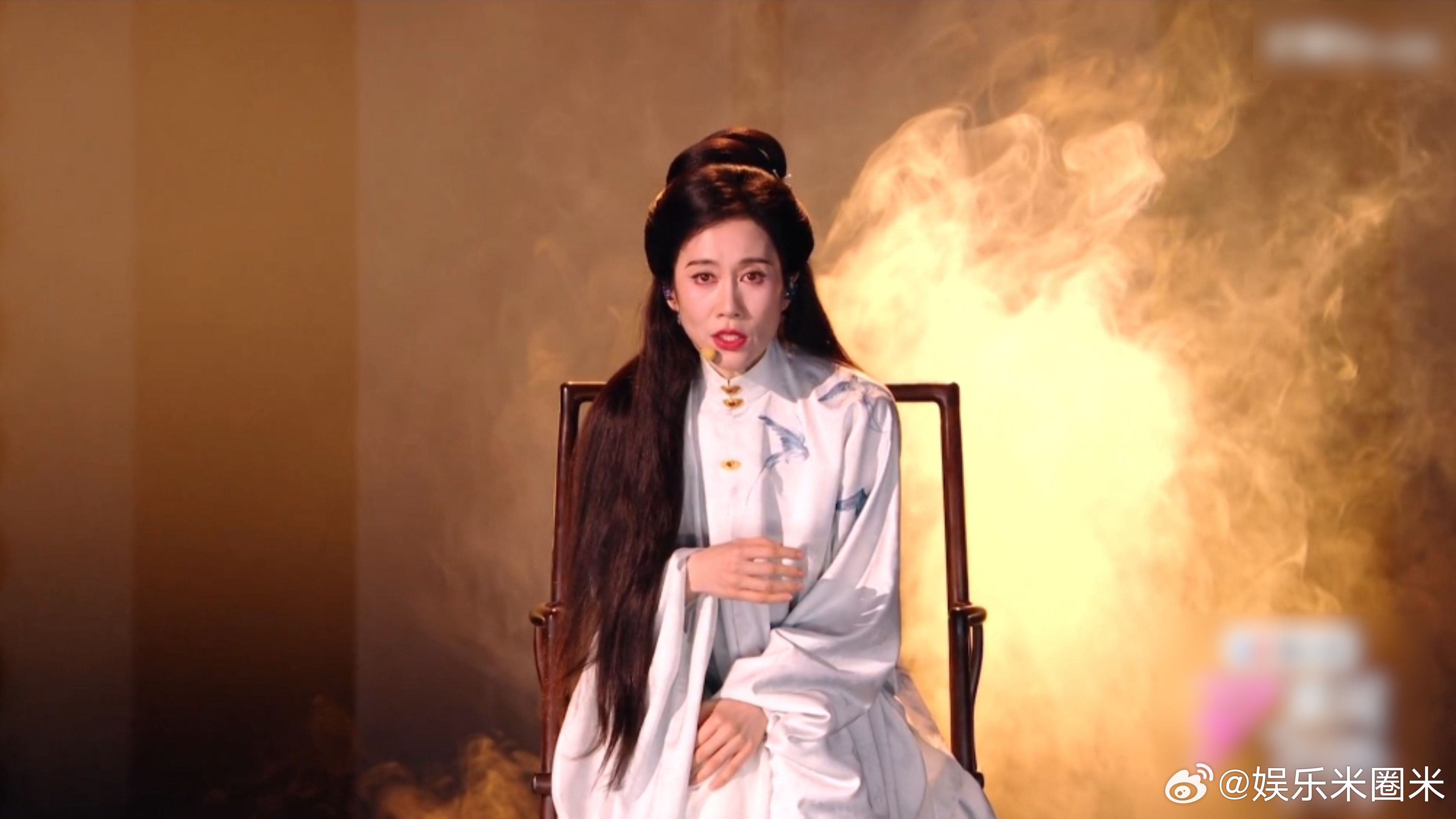 温峥嵘初舞台还原雁回时造型温峥嵘唱了谁的意难平🌊情绪汹涌来袭！温峥嵘初舞台