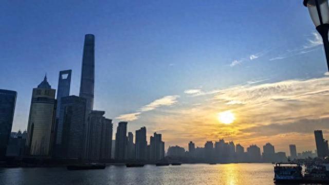 上海市政协召开主席会议, 审议部分重点课题调研报告