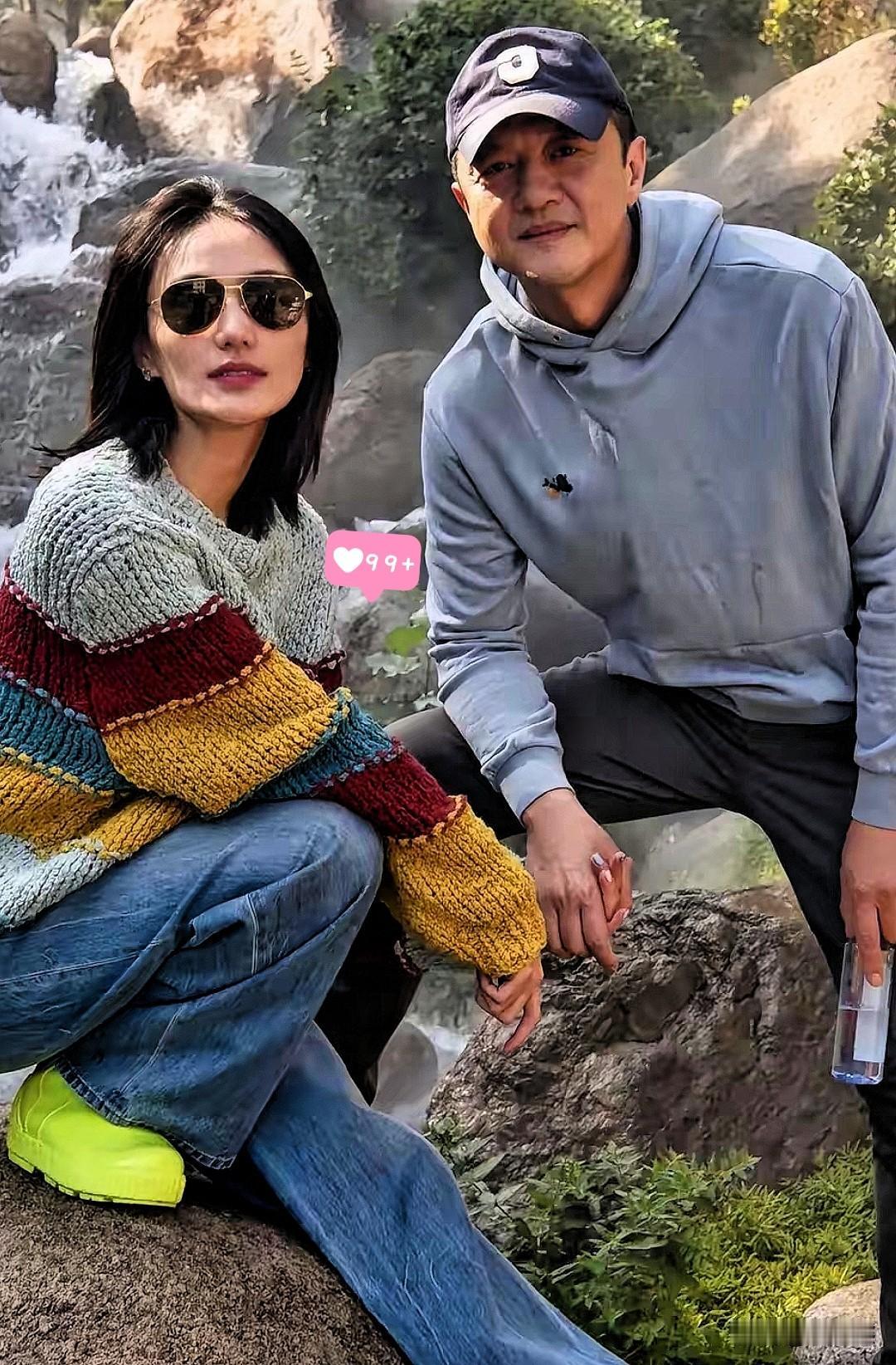 跟你说个事你还别不信李亚鹏离婚，此时此刻最高兴的应该是他的女儿李嫣然，因为她