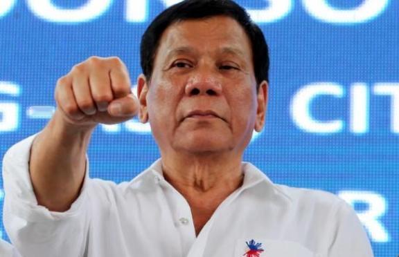 “要是中国愿意，菲律宾可以成为中国的一个省！”2018年菲律宾前总统杜特尔特公开