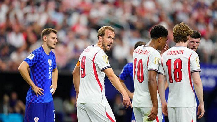 2026年世界杯，英格兰对阵克罗地亚，国际米兰球员苏契奇出场90分钟本场比赛，