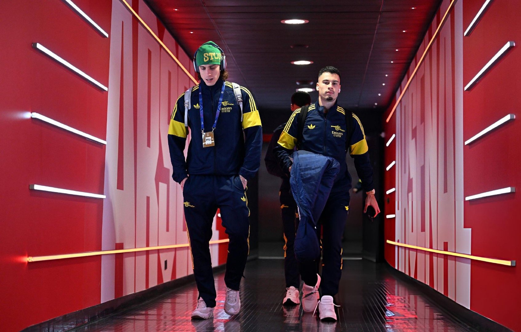 阿尔特塔谈卡拉菲奥里的影响以及场边给他的指示：“那正是我告诉他的！拿到球，去边路