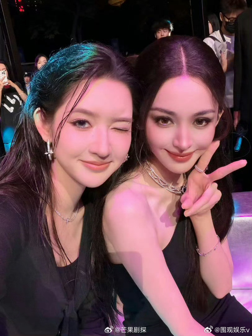 王玉雯恶女妆造王玉雯今天遇到了好多美美的人王玉雯恶女妆造，大家都是美美的呢