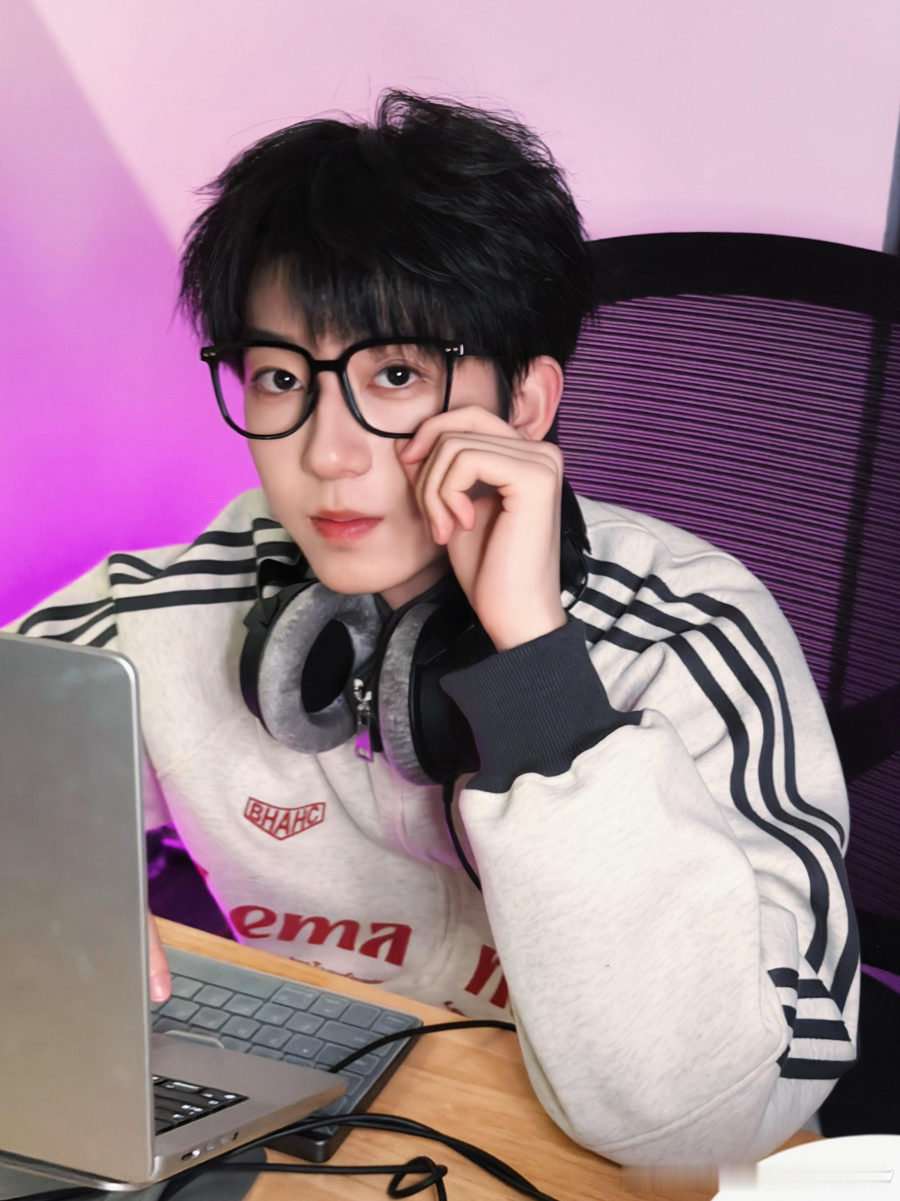 【TF四代】杨博文张桂源左奇函陈浚铭眼镜电竞选手