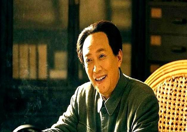 以前选特型演员，量三围、比五官是头等大事。现在，这条金标准正在失效。《问苍茫