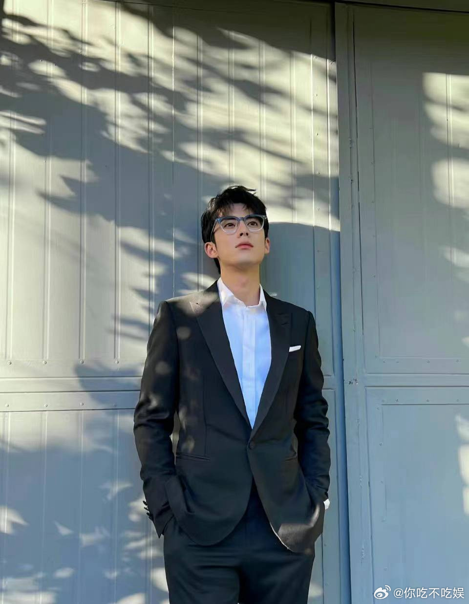 虽然杨洋是精修照片，但是是不是还是有点输给王鹤棣了