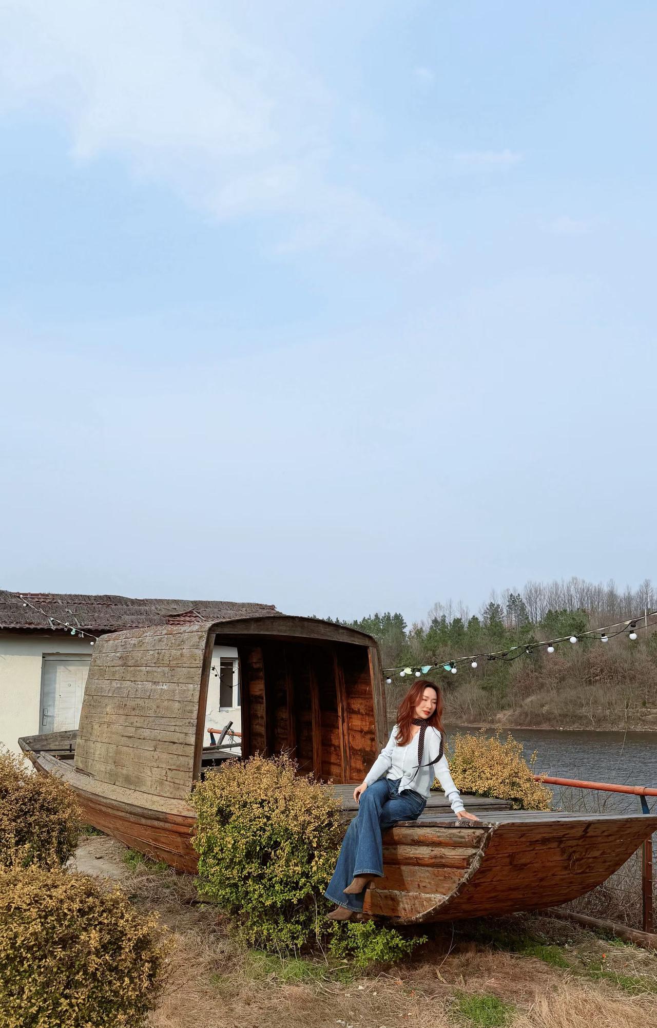 人活着其实的是一种心情，我们每个人都在渐渐老去的路上，只要有一个好的身体，一份好