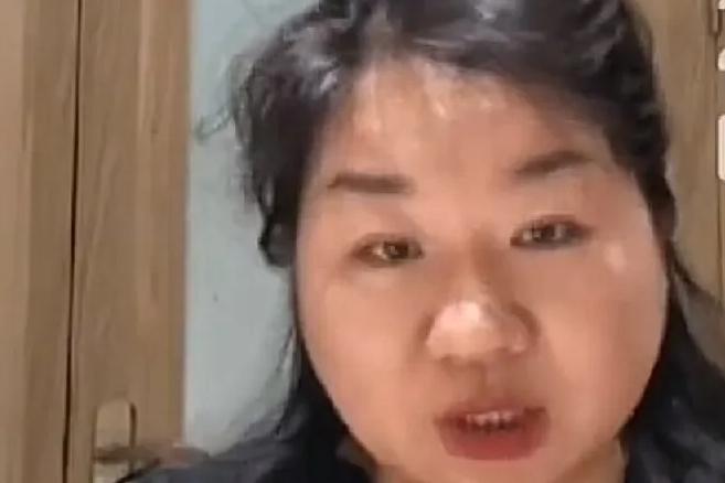 11元差价的较真，是矫情还是向“霸王条款”吹响的进攻号角？精心买好的座位被人